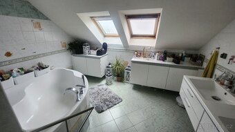 Prodej velkopodlažního bytu v Klášterci nad Ohří - 10