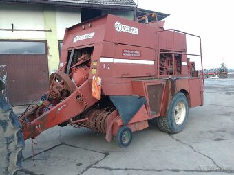 Lis na slamu hesston 4700 - 10