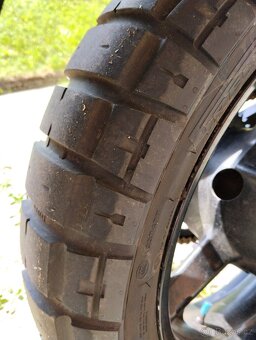 Suzuki DL650 V-Strom - 10