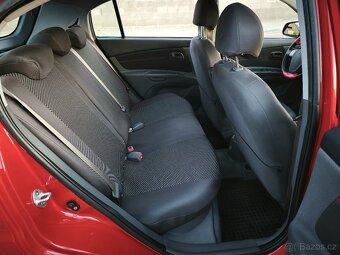 KIA Rio 1.4 - rok 4/2009, najeto 89.800 km, nová STK - 10