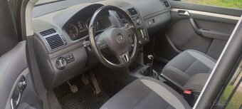 Volkswagen Touran 1.4 TSI, 103 kW, 7 míst, r. v. 2013 - 10