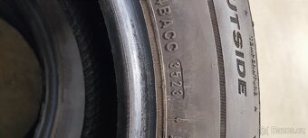 Jako nové 215/60/17 Nexen NFera Primus , DOT 3523, 7.4mm. - 10