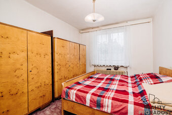 Prodej bytu 3+1 71m² se zahrádkou a dvougaráží – Nádražní - 10