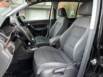 Volkswagen Touran 2.0 TDI 103kW DSG Xenony Šíbr ALU R18 Face - 10