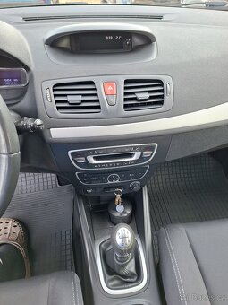 Renault Megane 1,4 TCe 96kW najeto 95 500 km - 10