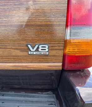 Jeep Wagoneer V8 - 10