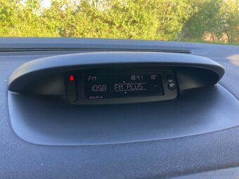 Renault Fluence 1.5dci 78kW - 10
