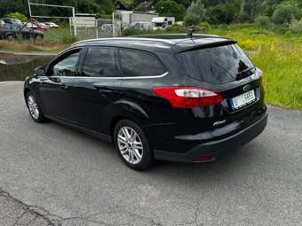Ford Focus 1.6TDCi 85kw , r.2014, rozvody, klimatizace - 10