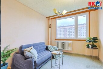 Pronájem bytu 3+1 s lodžií v Praze 8 - Kobylisích, v ulici Š - 10