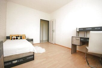 Pronájem bytu 3+kk - 10