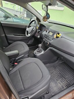Hyundai i10 automat - 10