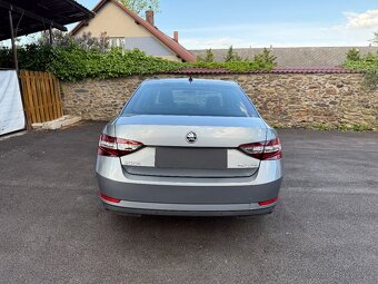 Škoda Superb - 10
