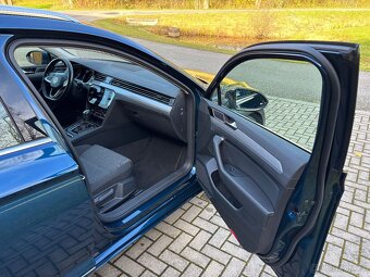 VW Passat Variant 2.0 TDI 110kW DSG - 10