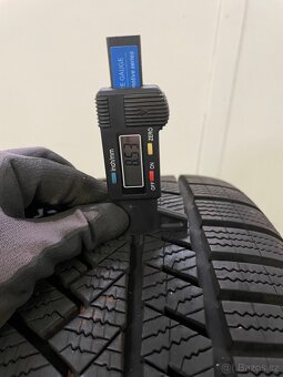 Original zimní alu vw ID7 Hudson r19 Continental 98% - 10