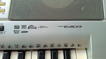 YAMAHA PSR 403 - 10