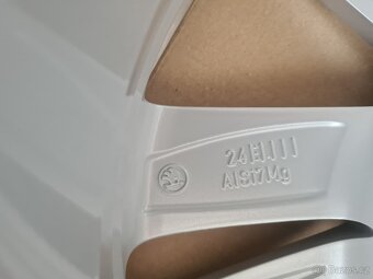 NOVÉ Alu NEVIS 6,5J x 17" ET 46 Octavia Superb atd - 10