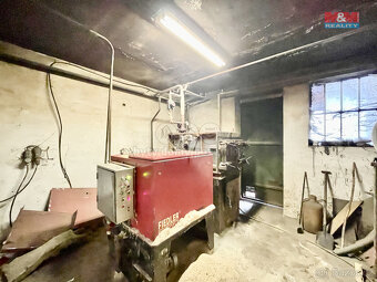 Prodej výrobního objektu, 630 m², Bratrušov - 10