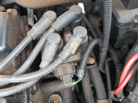 Ford Focus 2,0 16V 96kW EDDF COMBI 2002 - DILY+XENONY - 10