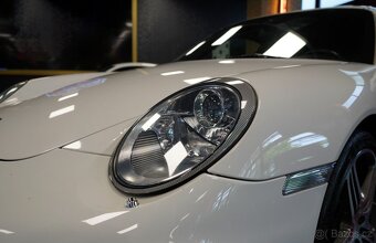 Porsche 911 Turbo (997) Coupé z roku 2007 - 10