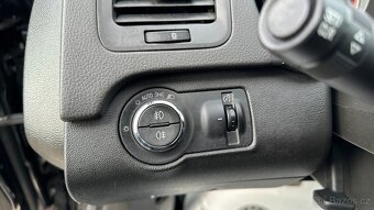 Opel Insignia 1.4 Turbo 103kW Tažné,Navi - 10