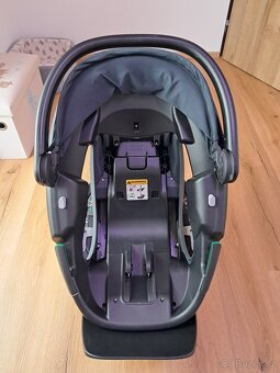 Dětská autosedačka - 10