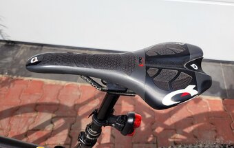 Elektrokolo Rocky Mountain s přídavnou baterií - 10