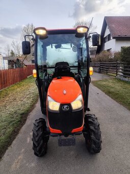 Malotraktor KUBOTA B2650 + nové rozmetadlo WESSEX, STK - TOP - 10