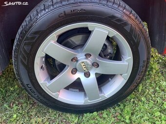 VW caravelle T5.1 2.0BiTdi DSG, 4motion, 9mist, WEBASTO - 10