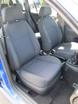 Škoda Octavia 1.6 i KOMBI ČR 1.maj - 10
