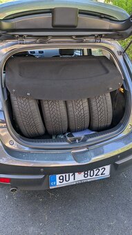Mazda 3 BL 1.6 benzín 77kW r.v. 2010, druhý majitel - 10