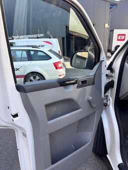 T5 long 2,0 Tdi 6 míst 75kW servisován - 10