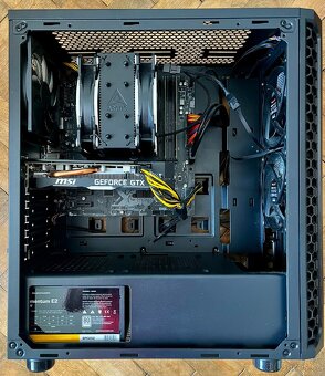 PC sestava - 10