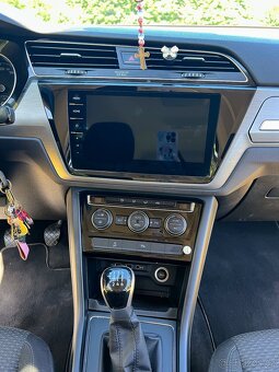 Volkswagen Touran 2.0 TDI - 10