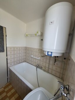 Prodej vícegeneračního domu se zastavěnou plochou 114m² - 10