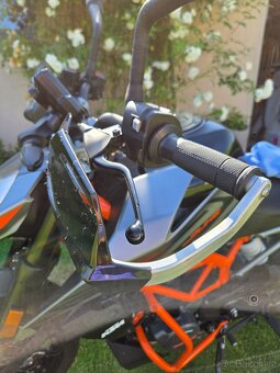 KTM Duke 125 2023 - 10