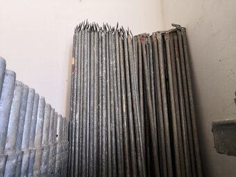 Lešení Layher blitz 109 - široké - prodám 2 kostky - 10
