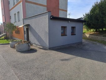 Atypický byt/domek 45m2 + kolna 15m2 Kokořínsko - 10