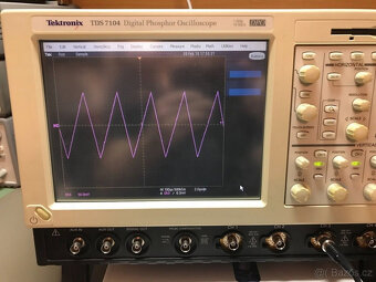 Digitální fosforový osciloskop Tektronix TDS7104 1 GHz 10 GS - 10