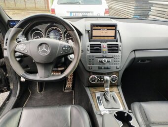 Mercedes Benz C63 AMG W204 - 10