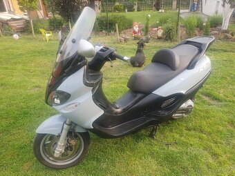 Piaggio x9 - 10