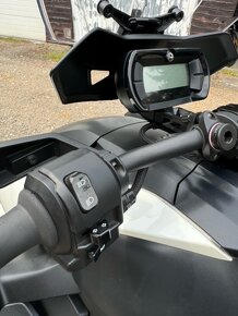 CAN-AM RYKER 900 - 10