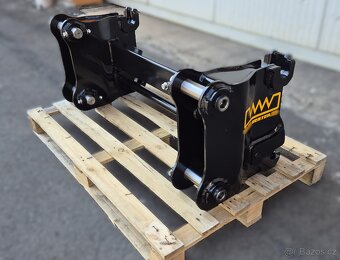 použivane vidly a rychloupinac pre traktorbager JCB - 10