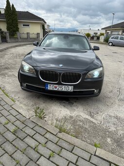 BMW 730d - 10