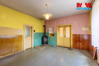 Prodej rodinného domu, 182 m², Křesín, ul. Křesín - 10