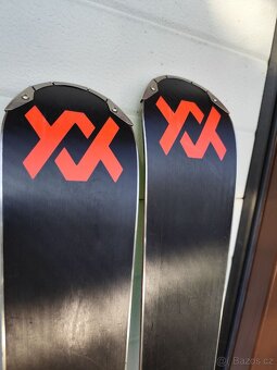 Volkl Racetiger GS - 10