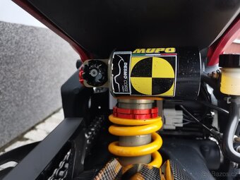 Triumph Street triple - 10