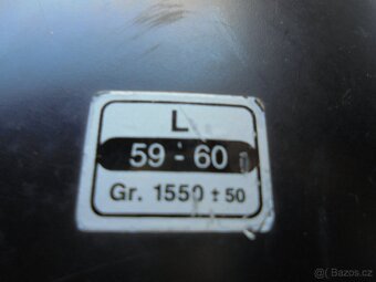 2ks levná helma na motorku vel. L - 10