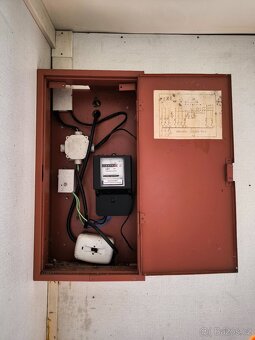 Zateplená stavební buňku s dřevěným obkladem - 10
