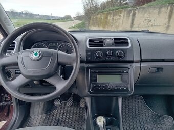 Škoda Fabia combi 1.6 16v - 10
