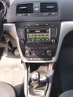 ŠKODA YETI Ambition 1.2 TSI 77KW 1 MAJITEL NEHAVAROVANÉ - 10